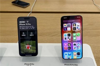 iPhone 15 Pro Max 现在值得买么？跌幅高达3351元配图