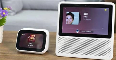85元的智能触屏音箱，移动出的小电视可以玩玩配图
