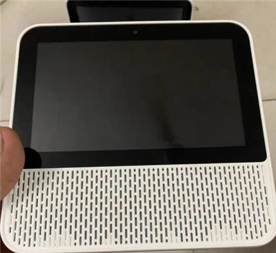 85元的智能触屏音箱，移动出的小电视可以玩玩配图
