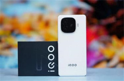 iQOO Z9手机值得买么？8+256GB版本不到千元