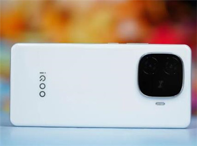 iQOO Z9手机值得买么？8+256GB版本不到千元配图