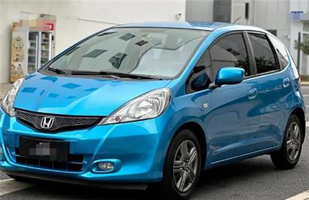 预算1万左右的练手车，选择哪款比较好用？配图
