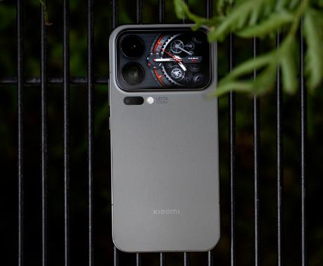 2025最好的5款国产手机?什么手机屏幕比较好?配图 2025最好的5款国产手机?什么手机屏幕比较好?配图