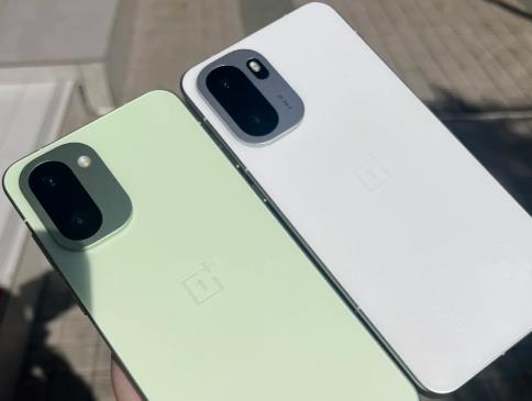 16+512G大内存手机,目前哪款比较好用?配图 16+512G大内存手机,目前哪款比较好用?配图