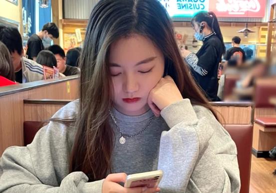 试玩游戏赚钱的app推荐:2025一天可以赚二三百元的赚钱游戏合集配图 试玩游戏赚钱的app推荐:2025一天可以赚二三百元的赚钱游戏合集配图