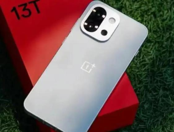 “降价很猛”的小屏手机有哪些》这三款16GB+512GB可以去试试配图